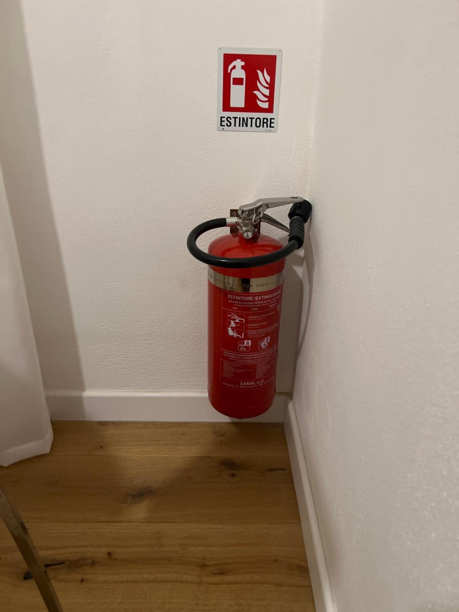 Florence Apartments Home Feeling Екстер'єр фото